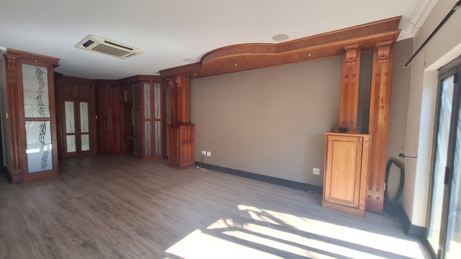 To Let 4 Bedroom Property for Rent in Jim Fouchepark Free State